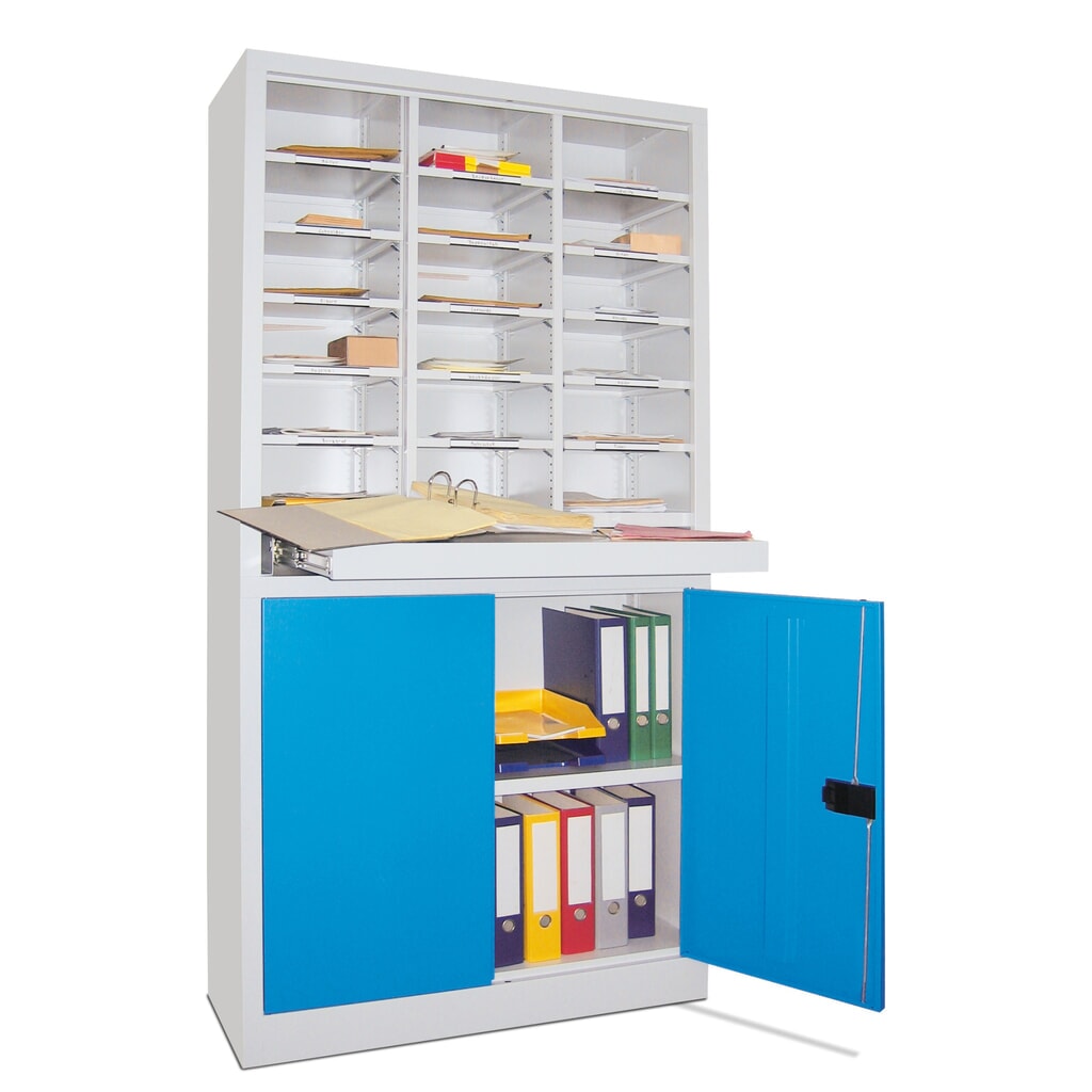 Armoire de tri PAVOY, 18 compartiments et armoire à portes battantes, gris clair, bleu clair N° de l'image du produit 2 : Armoire de tri PAVOY, 18 compartiments et armoire à portes battantes, gris clair, bleu clair