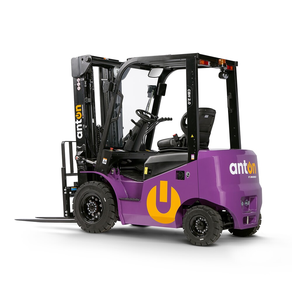 N° de l'image du produit 5 : AntOn by Jungheinrich chariot élévateur électrique CBH 2.0 avec mât télescopique triple, hauteur de levage 4 800 mm, capacité de charge 2 000 kg, cabine intempéries ECO, avec chargeur embarqué