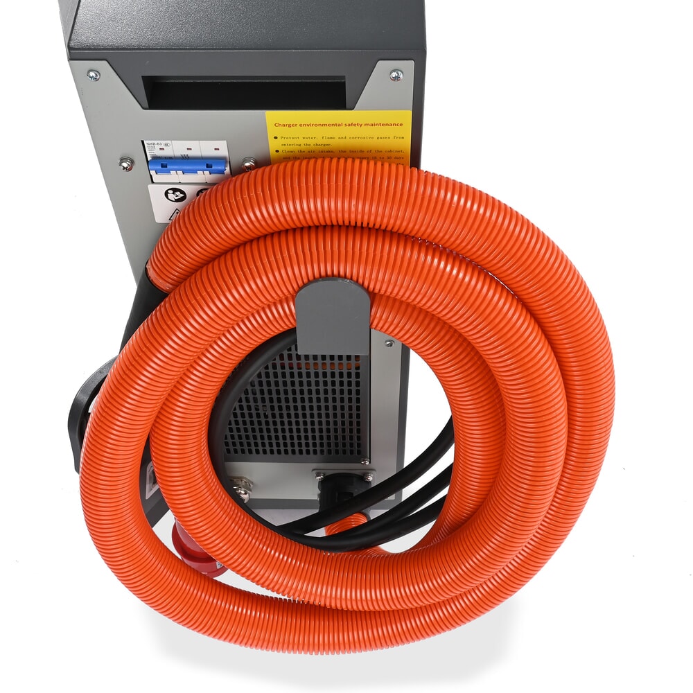 N° de l'image du produit 4 : Chargeur de batterie externe D400, 80 V, 100 A, CEE rouge 32 A, 5 broches - 3P+N+E pour chariot élévateur électrique AntOn by Jungheinrich CBH 2.0