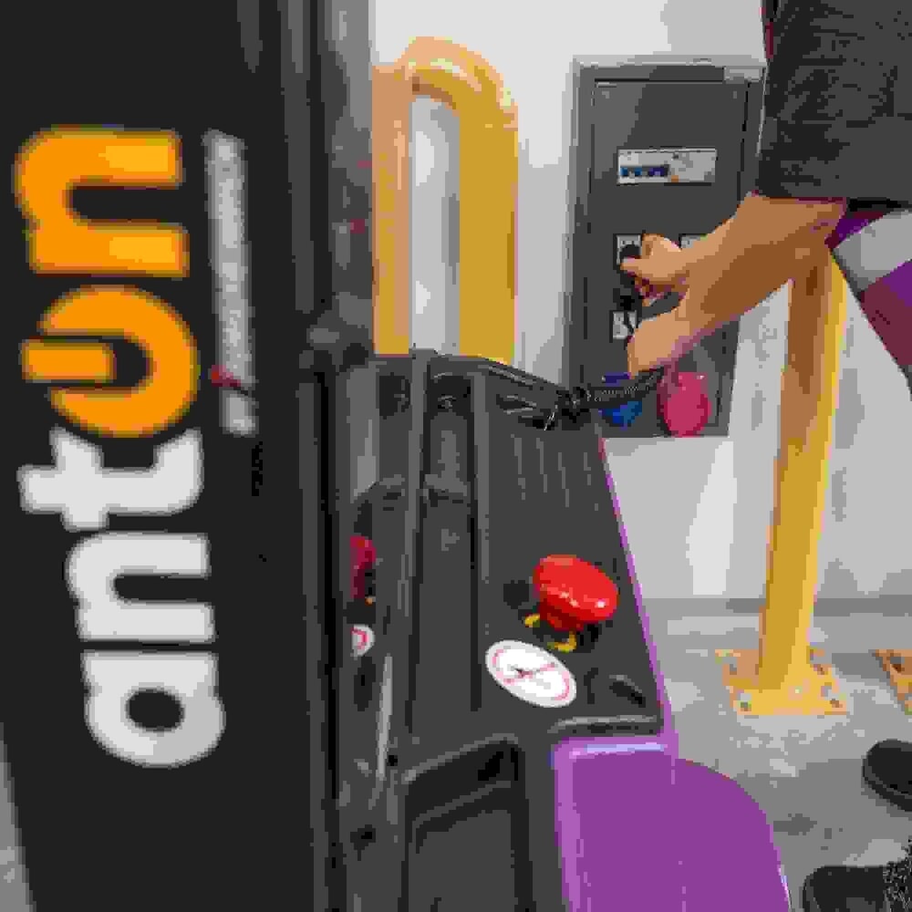 N° de l'image du produit 11 : AntOn by Jungheinrich gerbeur électrique PSM 1.2, avec mât télescopique double, capacité de charge 1 200 kg, hauteur de levage 2 522 mm