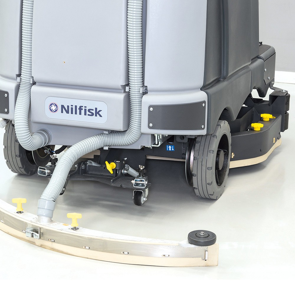 Numéro de l'image du produit 4: Autolaveuse à conducteur porté Nilfisk® SC 6500, rendement théorique de 9 000 m²/h