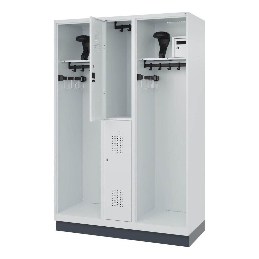 C+P Vestiaire pompier MAXI, socle, HxlxP 1 850 x 1 300 x 500 mm, gris clair, avec support de casque Illustration du produit: C+P Vestiaire pompier MAXI, socle, HxlxP 1 850 x 1 300 x 500 mm, gris clair, avec support de casque