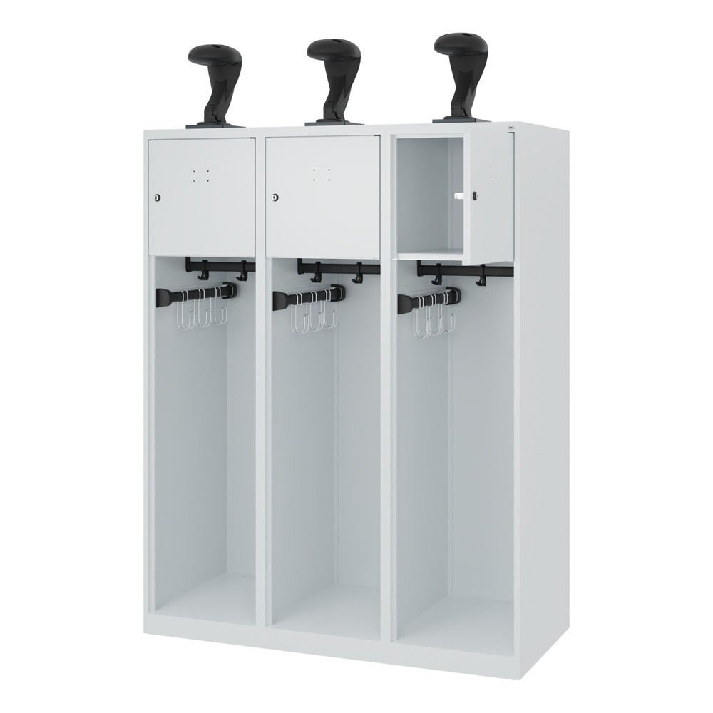Numéro de l'image du produit 1: C+P Vestiaire pompier YOUNGSTER, patins, 3 compartiments, HxlxP 1 530 x 1 200 x 500 mm, gris clair, avec support de casque
