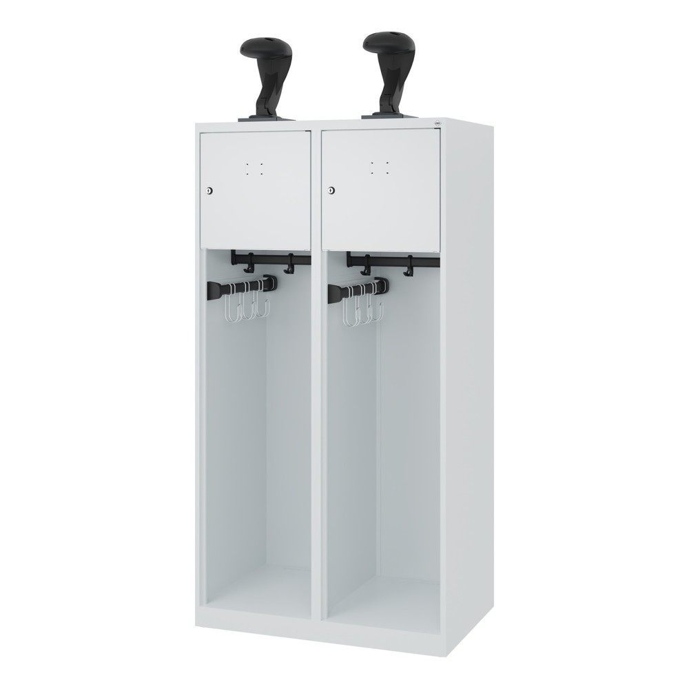 Numéro de l'image du produit 5: C+P Vestiaire pompier YOUNGSTER, patins, 2 compartiments, HxlxP 1 530 x 800 x 500 mm, gris clair, avec support de casque
