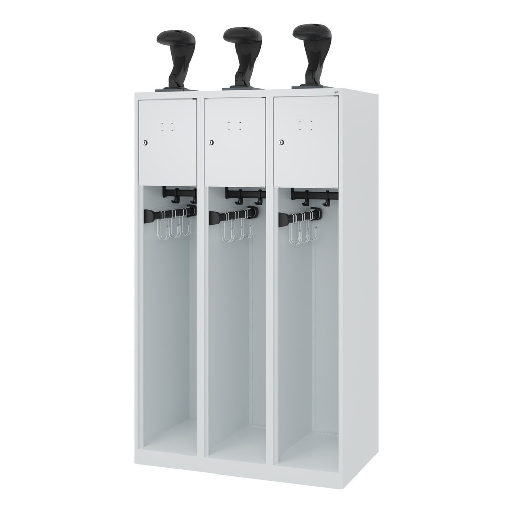 Numéro de l'image du produit 5: C+P Vestiaire pompier YOUNGSTER, patins, 3 compartiments, HxlxP 1 530 x 900 x 500 mm, gris clair, avec support de casque