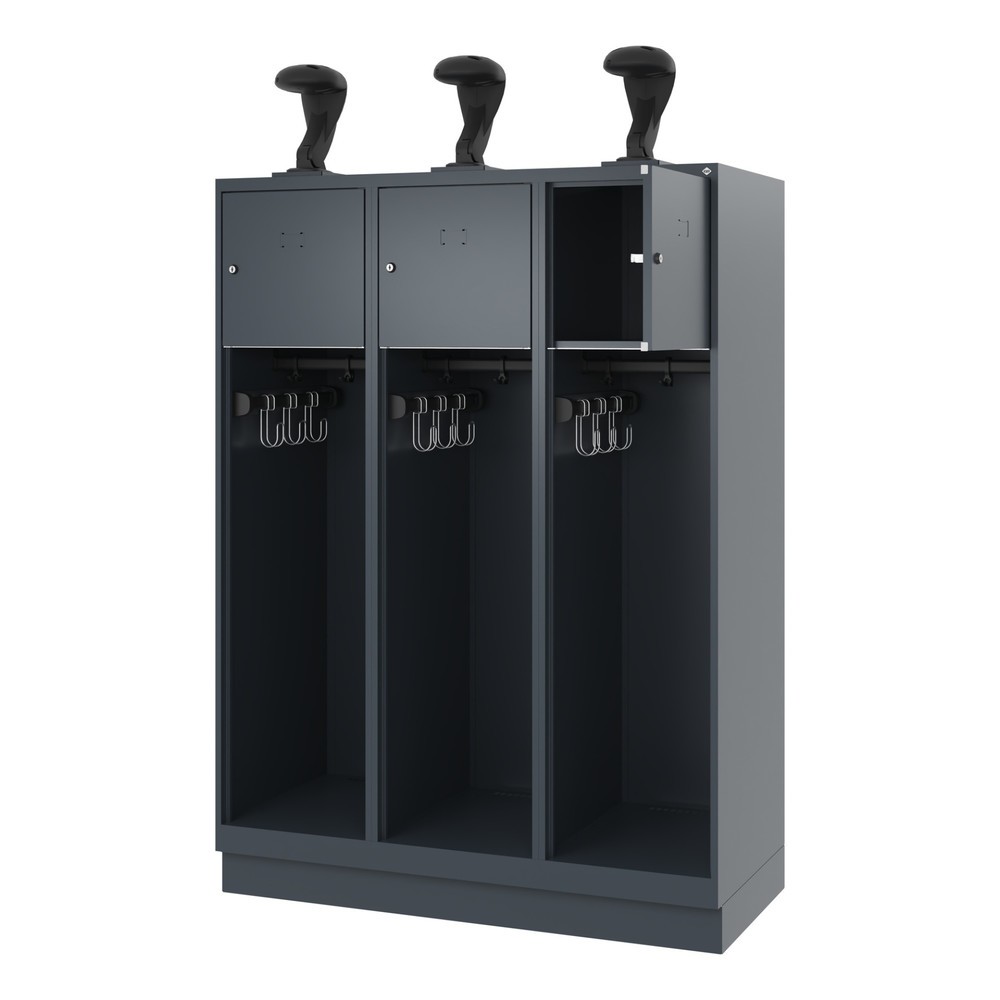 Numéro de l'image du produit 1: C+P Vestiaire pompier YOUNGSTER, socle, 3 compartiments, HxlxP 1 530 x 1 200 x 500 mm, gris anthracite, avec support de casque