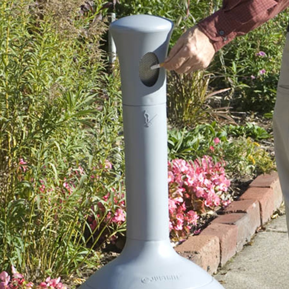 Numéro de l'image du produit 2: Cendrier colonne de sécurité Justrite® Premium, auto-extinguible, 15 litres, gris