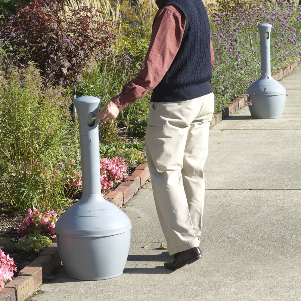 Numéro de l'image du produit 5: Cendrier colonne de sécurité Justrite® Premium, auto-extinguible, 15 litres, gris