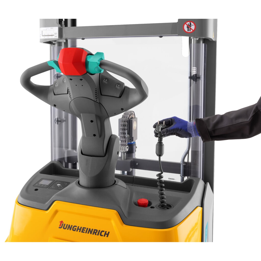 N° de l'image du produit 4 : Gerbeur électrique Jungheinrich ERC 112zi DZ avec plateforme de conduite, mât télescopique triple, hauteur de levage 4 300 mm, capacité de charge 1 200 kg, hydraulique proportionnelle