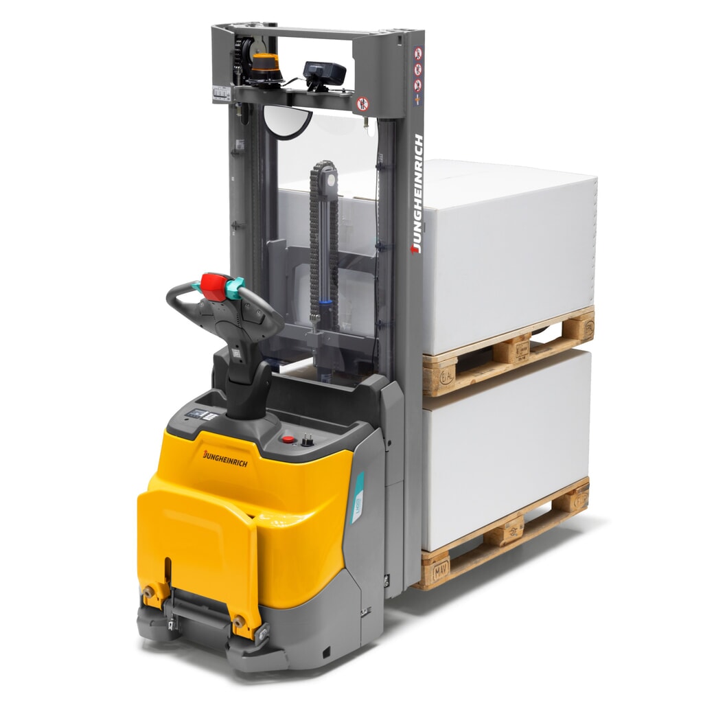 Gerbeur électrique Jungheinrich ERC 110zi ZT avec plateforme de conduite, mât télescopique double, hauteur de levage 2 500 mm, capacité de charge 1 000 kg, hydraulique proportionnelle, fonction à double niveau Illustration du produit: Gerbeur électrique Jungheinrich ERC 110zi ZT avec plateforme de conduite, mât télescopique double, hauteur de levage 2 500 mm, capacité de charge 1 000 kg, hydraulique proportionnelle, fonction à double niveau