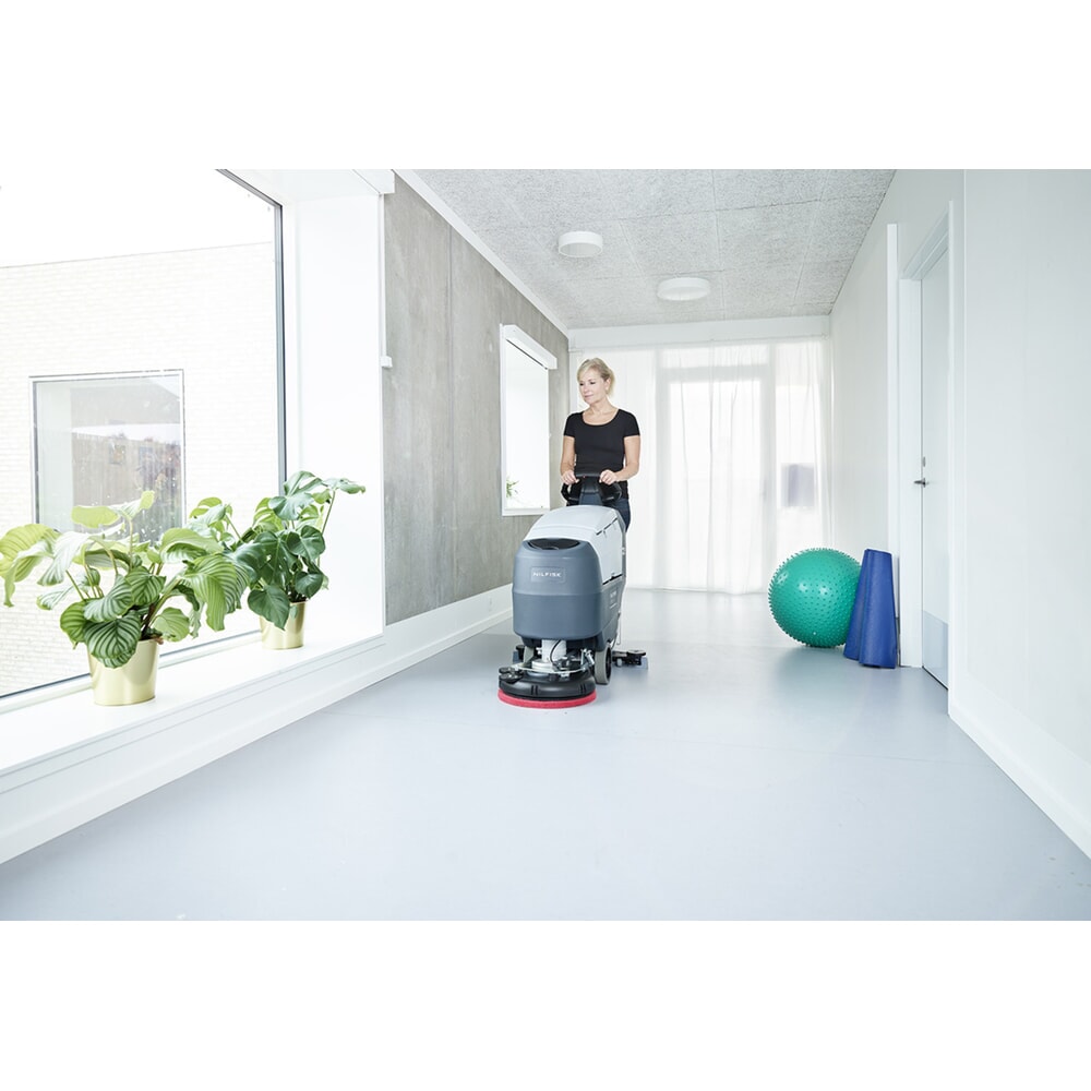 N° de l'image du produit 3 : autolaveuse autoportée Nilfisk® SC401 B LI-ION