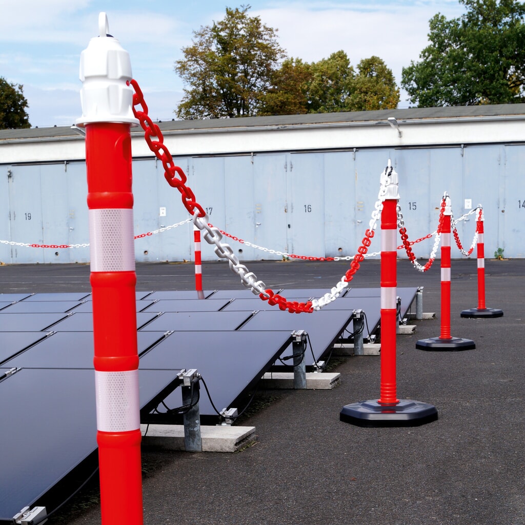 N° de l'image du produit 4 : Potelet à chaîne en lot Premium, 4 potelets rouges/blancs, 3 chaînes de 3 m