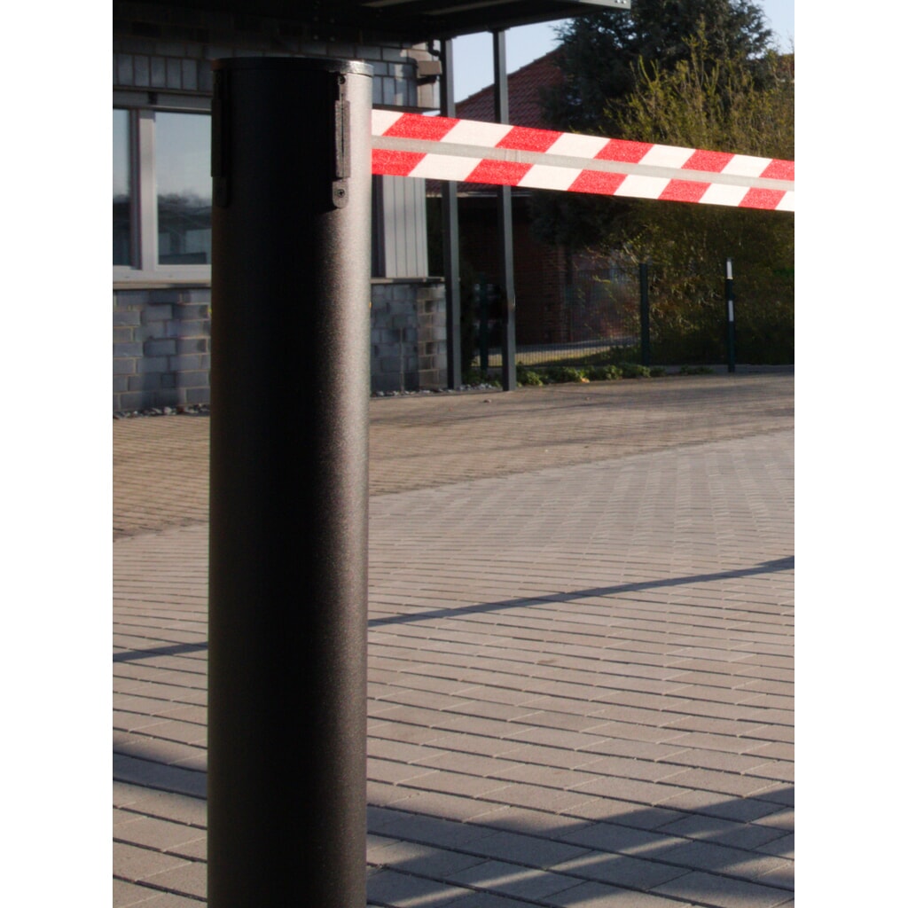 Potelet de délimitation RS-GUIDESYSTEMS® GLA 85-J REFLECTO, longueur 7 m, largeur 50 mm, potelet noir, sangle rouge/blanc N° de l'image du produit 3 : Potelet de délimitation RS-GUIDESYSTEMS® GLA 85-J REFLECTO, longueur 7 m, largeur 50 mm, potelet noir, sangle rouge/blanc