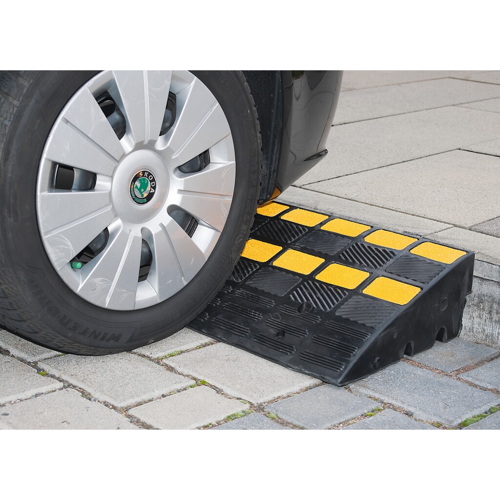 N° de l'image du produit 3 : Rampe de trottoir pare-chocs MORAVIA, caoutchouc dur, haut. x larg. x prof. 100 x 600 x 300 mm