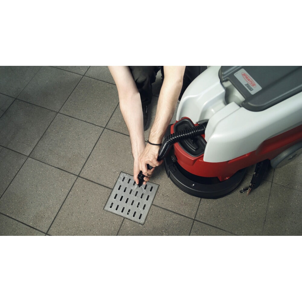 Autolaveuse SPRiNTUS Torana guidée à la main avec entraînement direct N° de l'image du produit 7 : Autolaveuse SPRiNTUS Torana guidée à la main avec entraînement direct