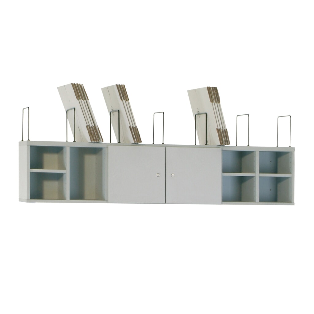 Système d’armoires avec portes pour les Rocholz tables d’emballage SYSTEM 2000, séparateurs et tablettes, gris clair Illustration du produit: Système d’armoires avec portes pour les Rocholz tables d’emballage SYSTEM 2000, séparateurs et tablettes, gris clair