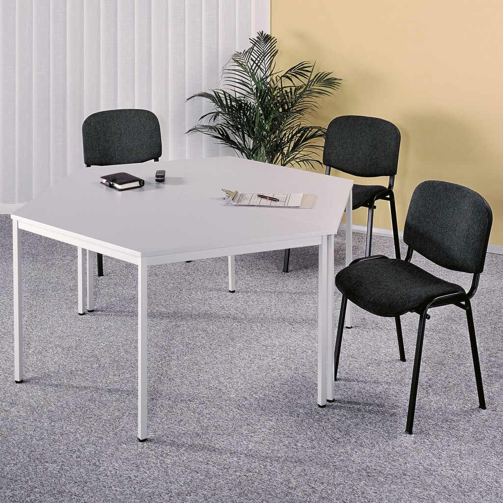 Table de conférence, en trapèze