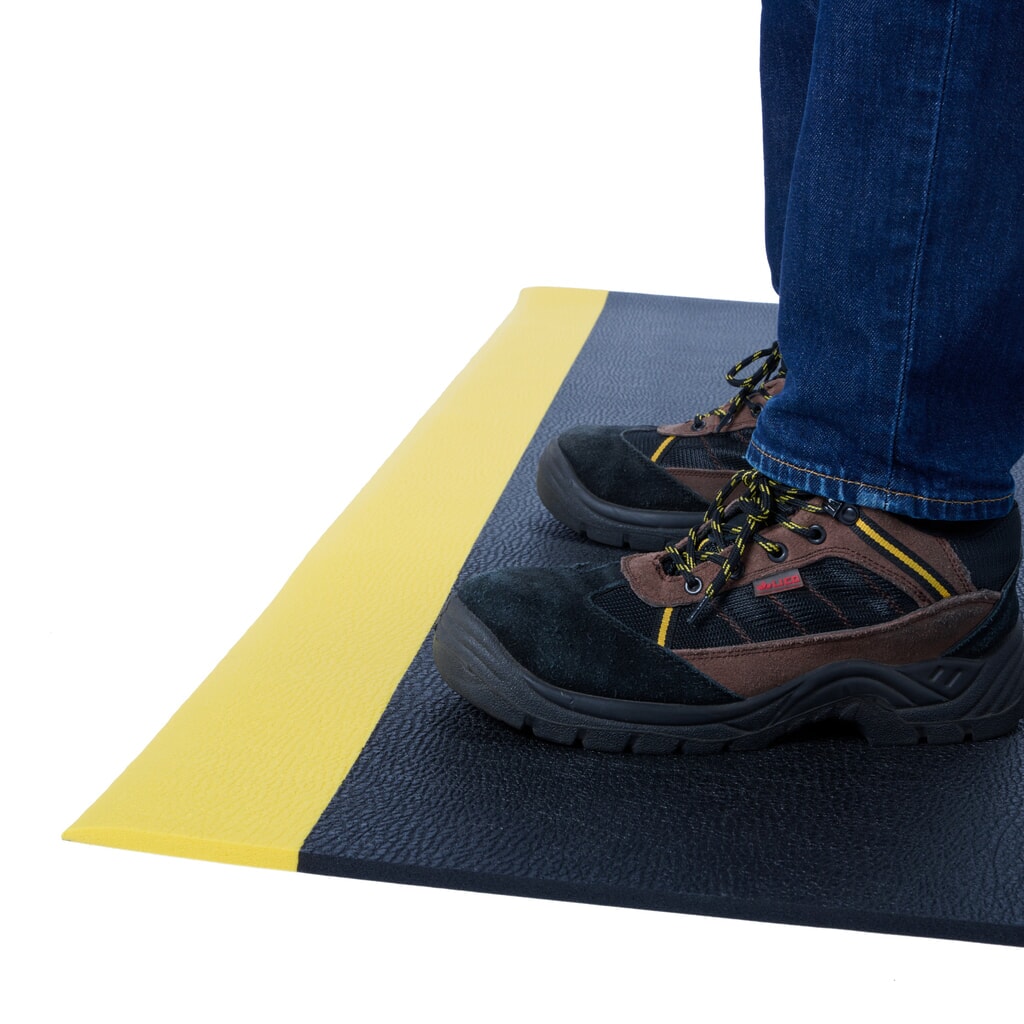 Tapis anti-fatigue HEMMDAL ErgoSoft Classic, texturé, monocouche, LxL 600 x 600 mm, noir/jaune N° de l'image du produit 6 : Tapis anti-fatigue HEMMDAL ErgoSoft Classic, texturé, monocouche, LxL 600 x 600 mm, noir/jaune