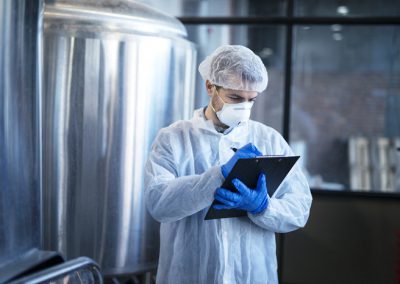 L’hygiène au travail pour la santé et le contrôle de la qualité
