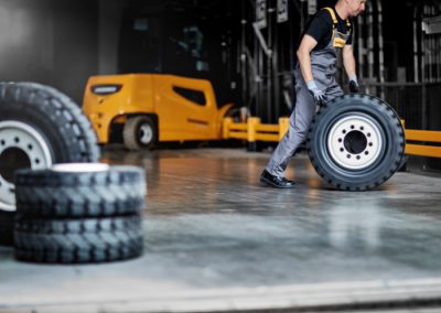 Calculer le coefficient de la résistance au roulement des pneus